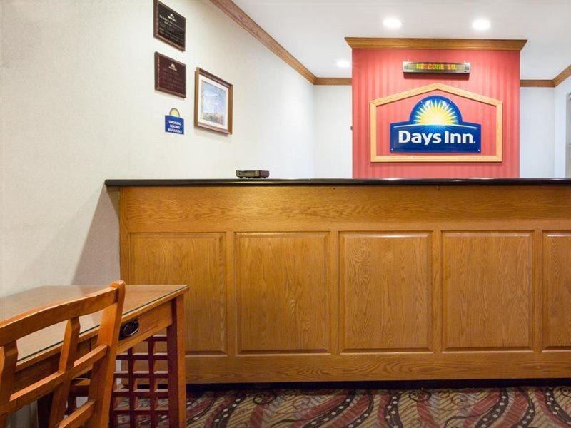 Days Inn By Wyndham Lexington Exteriér fotografie