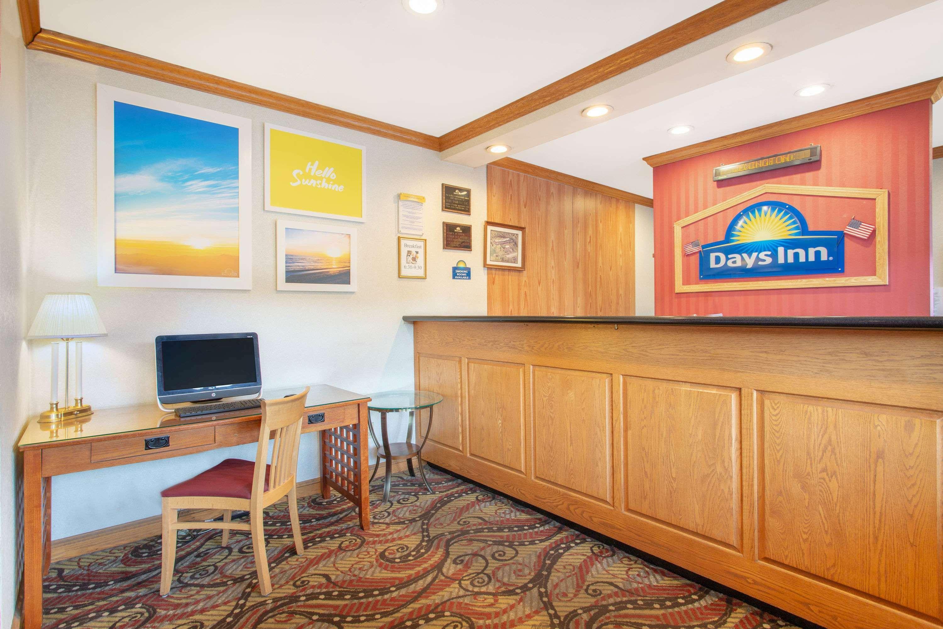 Days Inn By Wyndham Lexington Exteriér fotografie