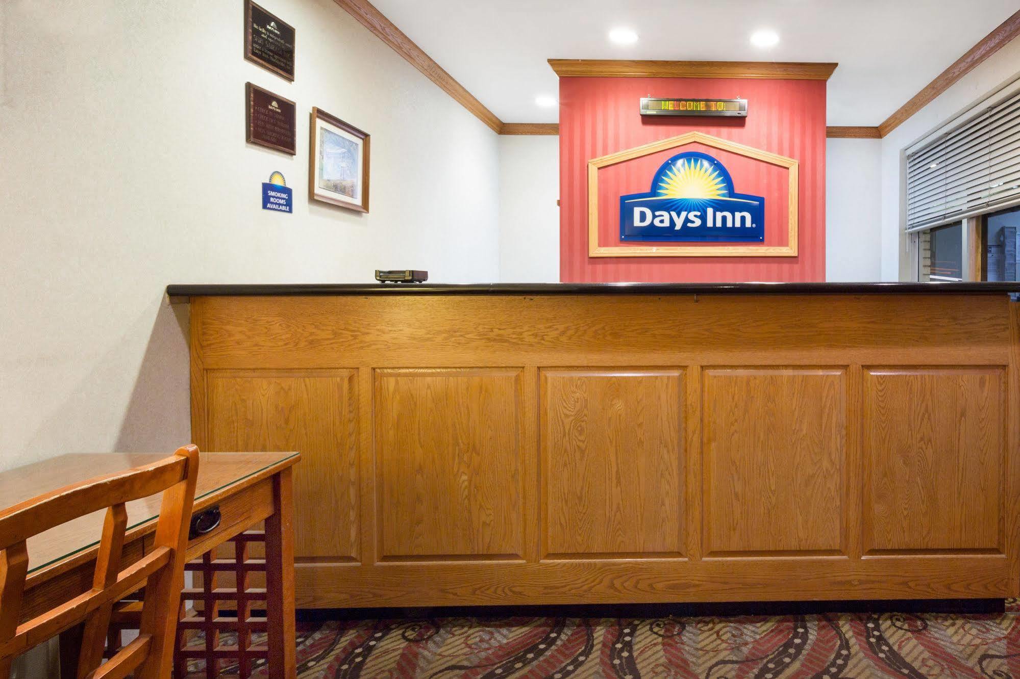 Days Inn By Wyndham Lexington Exteriér fotografie